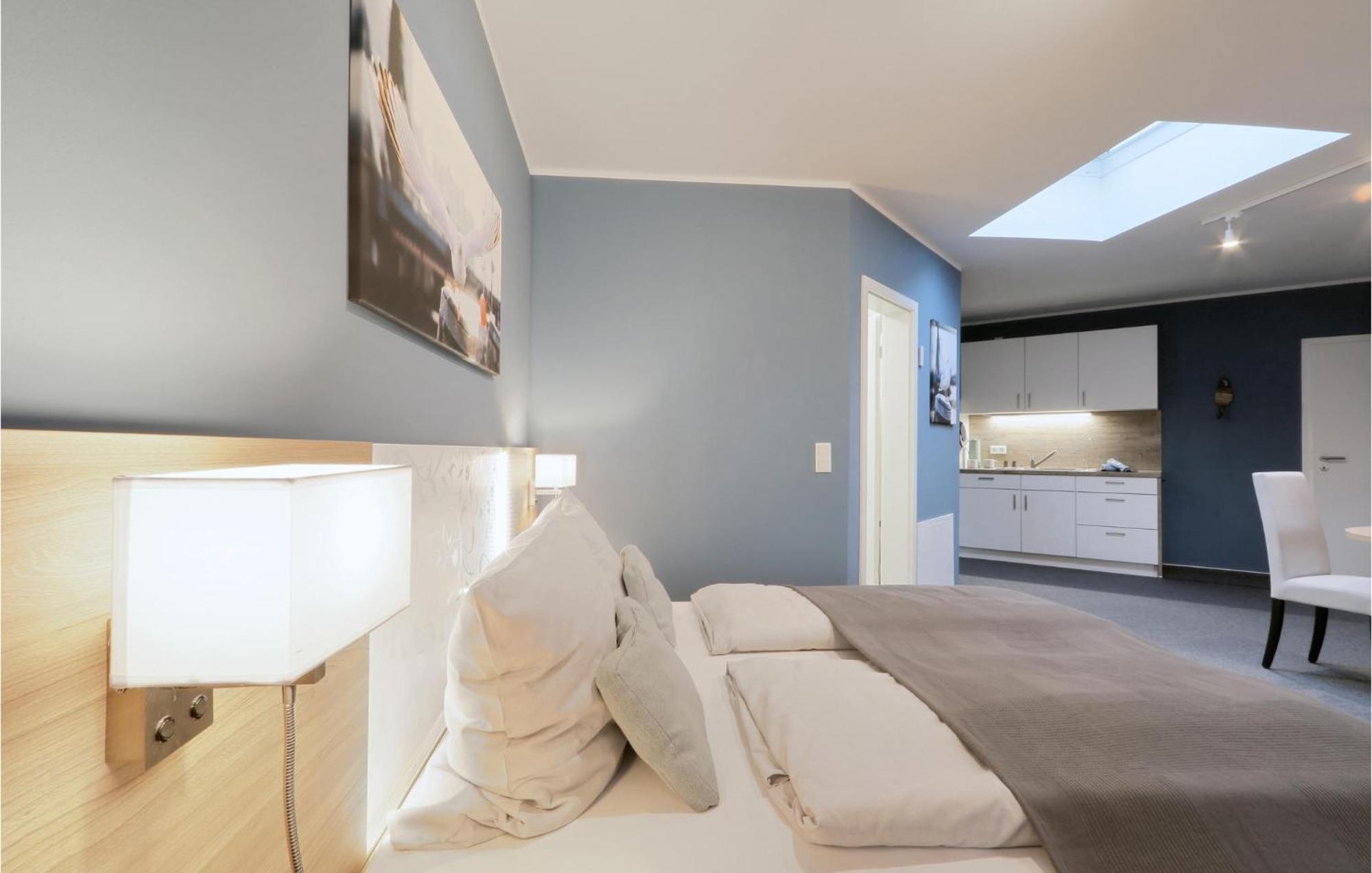 Gorgeous Apartment In Dagebuell With Kitchenette Exteriör bild